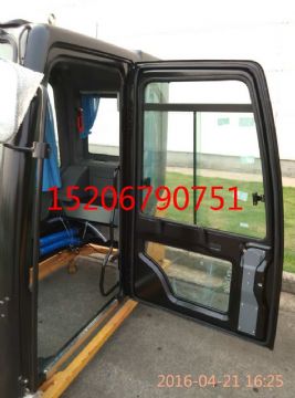 點(diǎn)擊查看詳細(xì)信息<br>標(biāo)題：三一SY215-9/SY-9型挖掘機(jī)駕駛室總成 帶內(nèi)飾線(xiàn)束 閱讀次數(shù)：3725